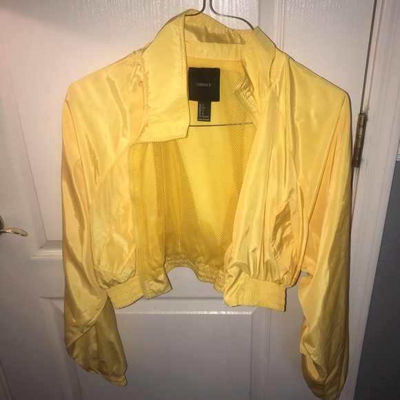 Forever 21 Jackets & Blazers - Forever 21 cropped yellow jacket
